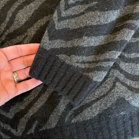 Rails CHANCE - CHARCOAL TIGER STRIPE Small - Picture 6 of 12